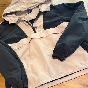 H&M Divided Mens sz Medium Beige Black Windbreaker Half Zip Hooded Jacket